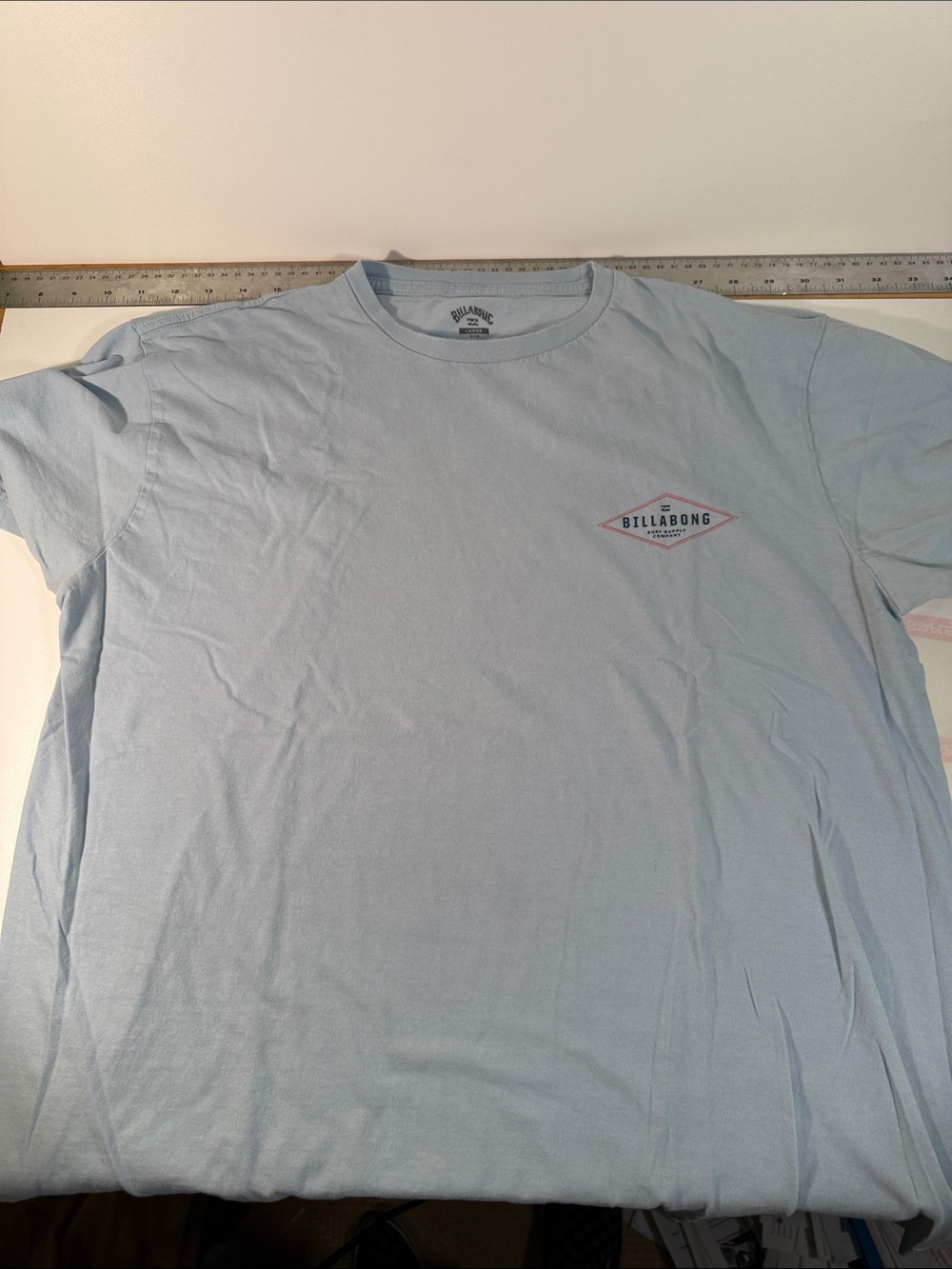 Billabong Men’s Light Blue Logo Crew Neck T-Shirt